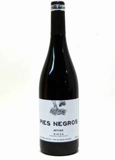 Vino Artuke Pies Negros